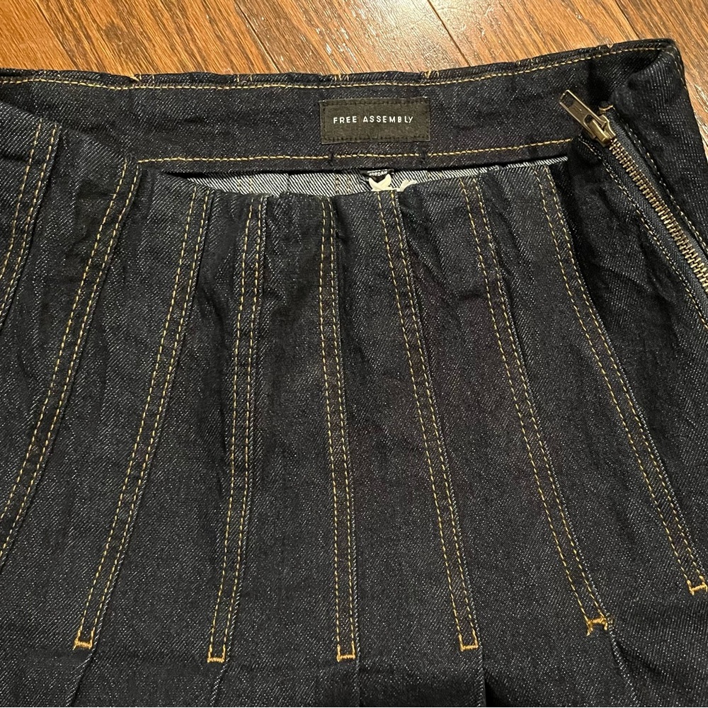 Denim Maxi Pleated Skirt - Picture 3 of 7